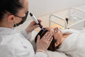 Hair Regrowth in 2025: Exosomes and Stem Cells Leading the Way